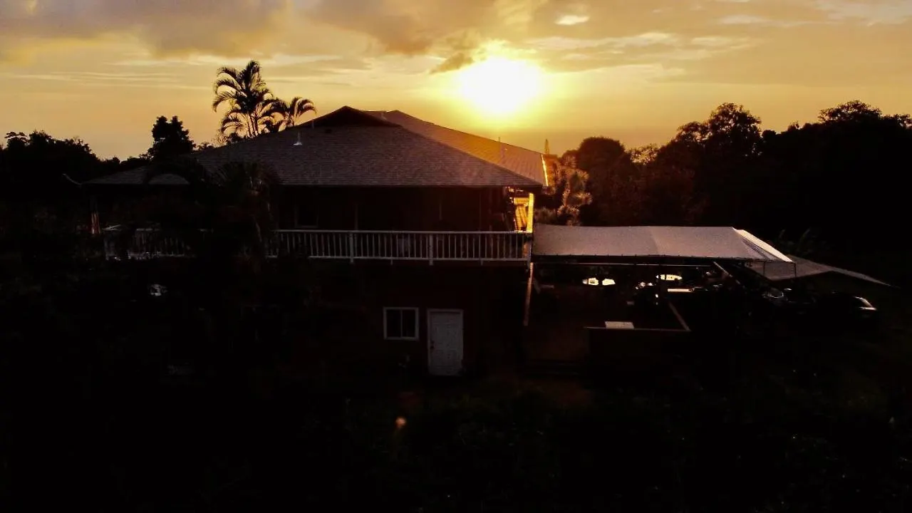 Bed and Breakfast Coffee Garden Captain Cook Bed & Breakfast